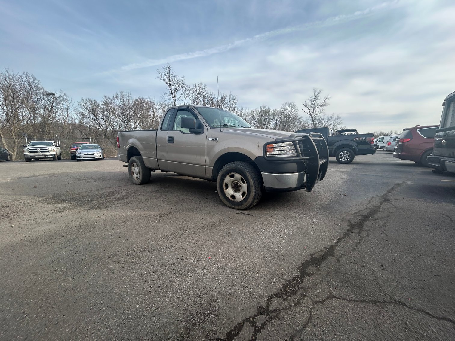 Image for St. Albans, WV -- Vehicles, RV, Boat, Glassware, Diecast Cars, Blenko, Fenton, Crocks and MORE!