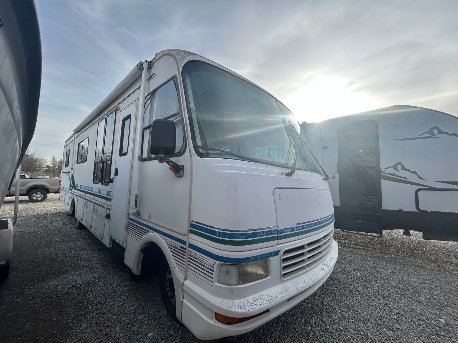 Image for St. Albans, WV -- Vehicles, RV, Boat, Glassware, Diecast Cars, Blenko, Fenton, Crocks and MORE!