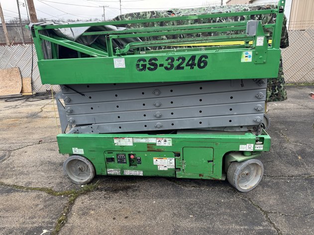 Image for Chesapeake, OH -- Contractor Liquidation- Tools, Man Lifts, Doors, Windows, Woodwork and MORE!