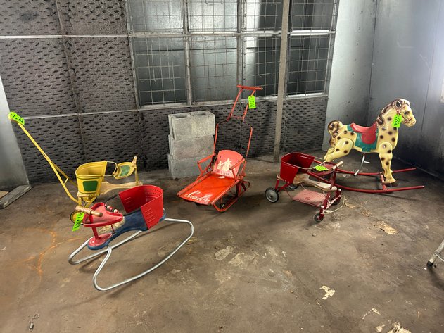 Image for Fairmont, WV – Large Hobby and Collector Estate