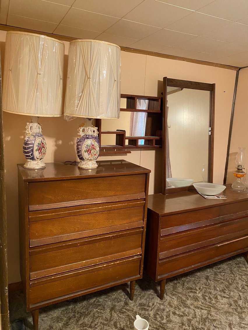 Image for Fairmont, WV - Woodworking Equipment & Tools, Loads of Lumber, Glassware, Households Goods, Furniture, Antiques, and Collectibles