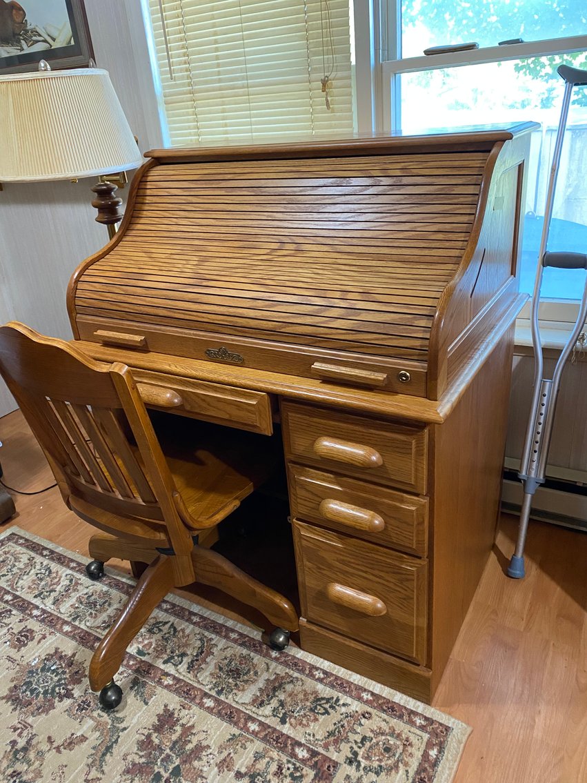 Image for Oakland, MD – Antique Furniture, Honda Del Sol, Aluminum Boat & Tools