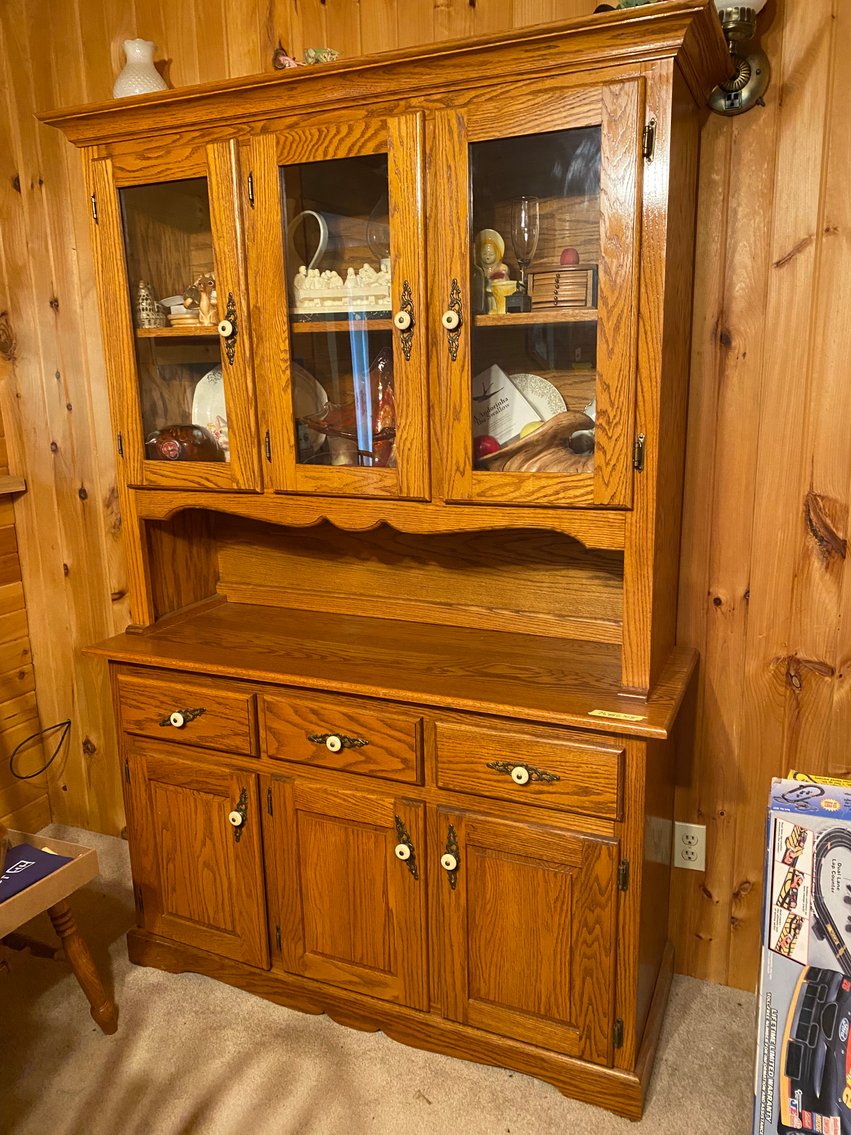 Image for Oakland, MD – Antique Furniture, Honda Del Sol, Aluminum Boat & Tools