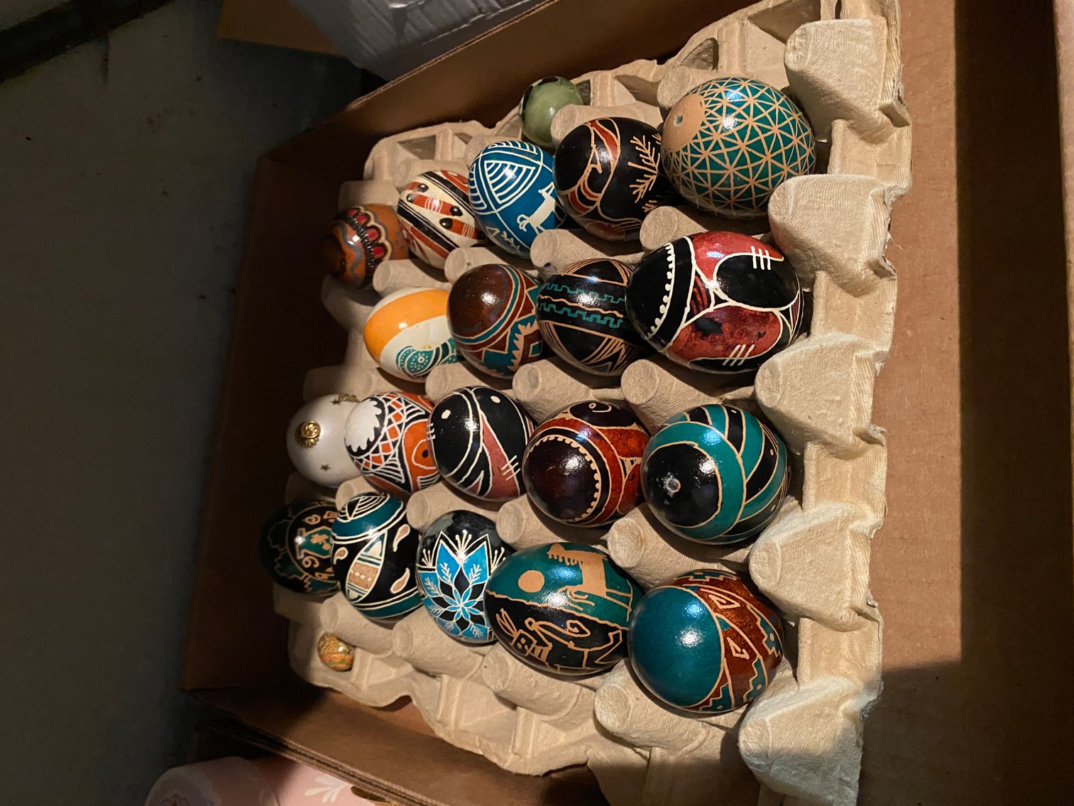 Image for Pittsburgh, PA – Christmas Decor, Dickens & Heritage Villages, Lawn & Garden Items, Designer Purses and Much More!