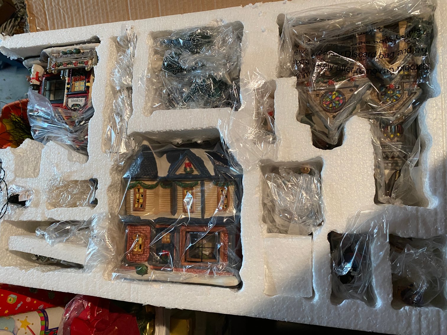 Image for Pittsburgh, PA – Christmas Decor, Dickens & Heritage Villages, Lawn & Garden Items, Designer Purses and Much More!