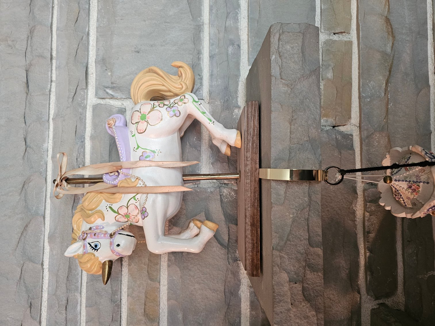 Image for St. Albans, WV – HUGE Collection of Horses, Blenko Glass, Jewelry, Tools, Prints, Furniture and Much More!