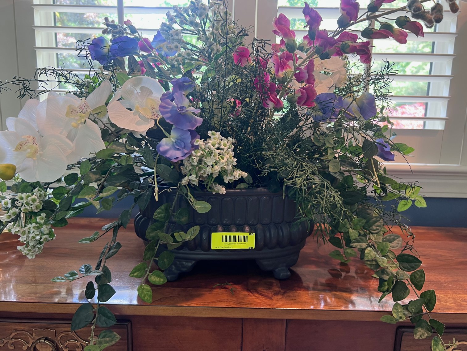 Image for Beckley, WV -  Display Cabinets, Household Goods, Tools, Décor and Much More!