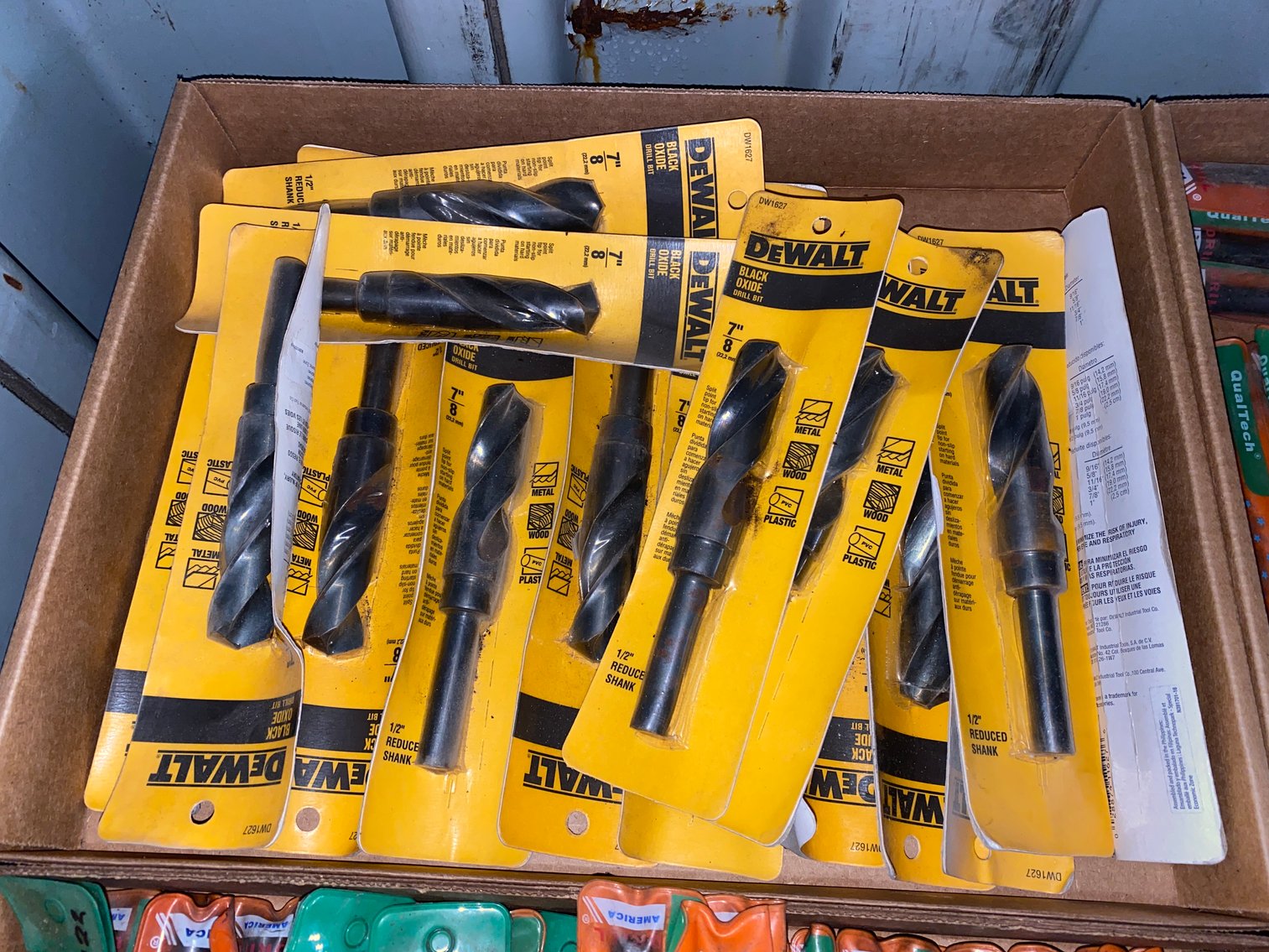 Image for Parkersburg, WV – 2006 GMC 2500 Duramax, Welders, HUGE Selection of Taps and Dyes, Welding Items, Tools, Welding Parts and Much More!