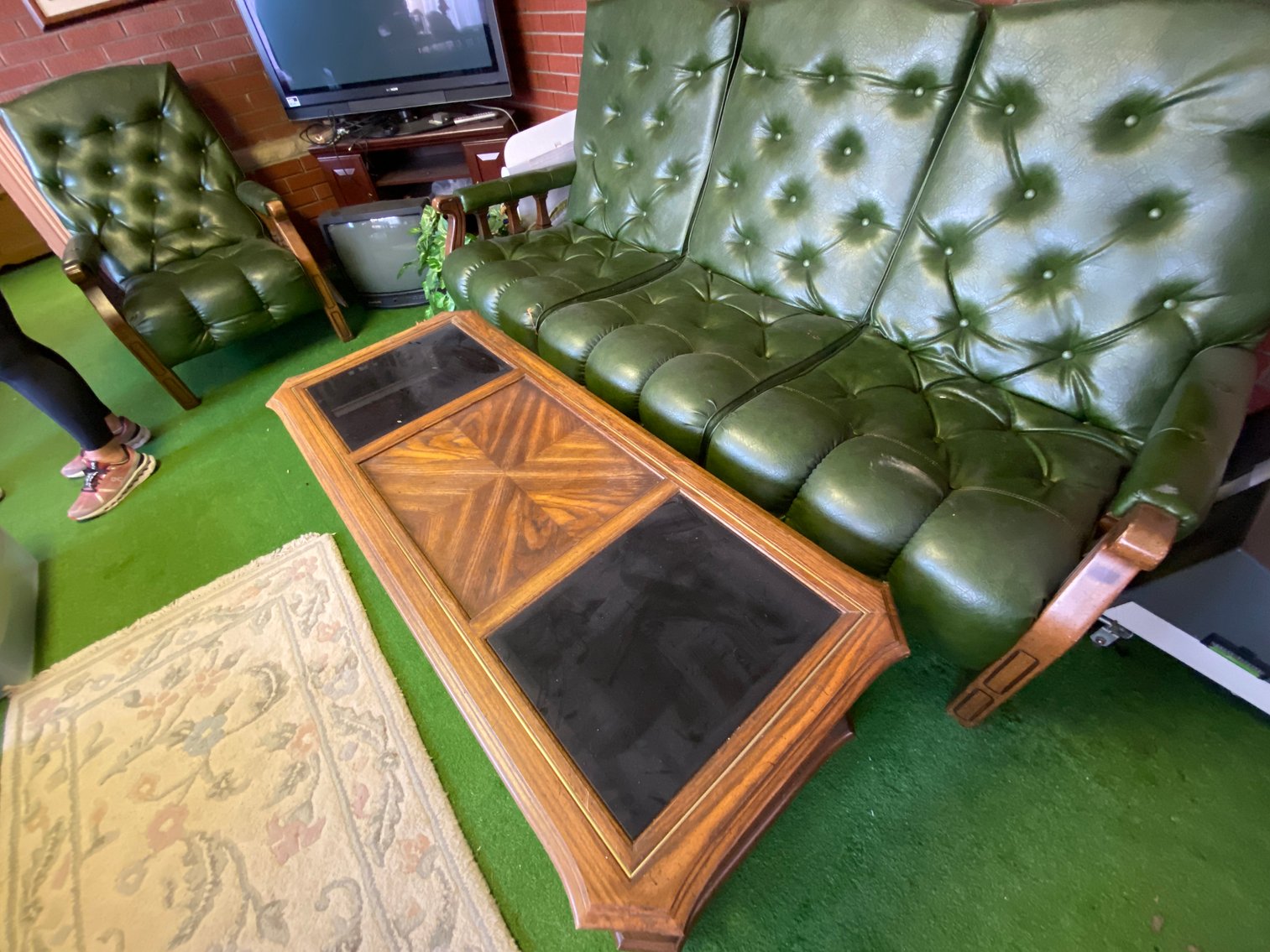 Image for Republic, PA – Christmas & Seasonal Décor, Household Goods, Quilts, Furniture and More!