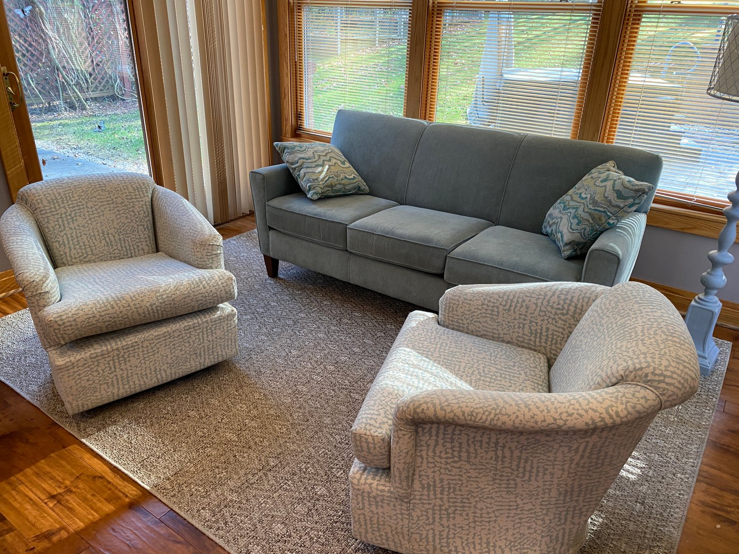 Image for Uniontown, PA – Contents of Prestigious Uniontown Home: Furniture, Home Decorations, Crystal, Glassware, China, Piano, Exercise Equipment, and More!