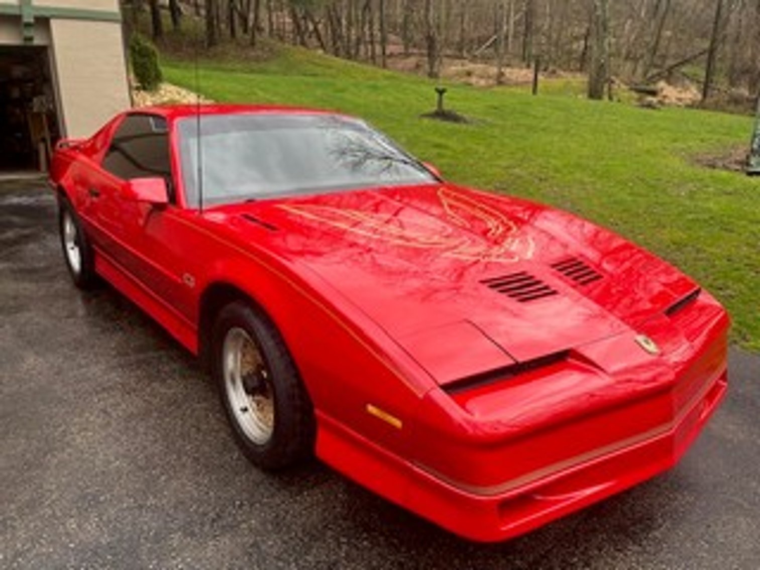 Image for Shinnston, WV – Car Consignment: GMC Terrain, Pontiac Firebird, Chevrolet Colorado