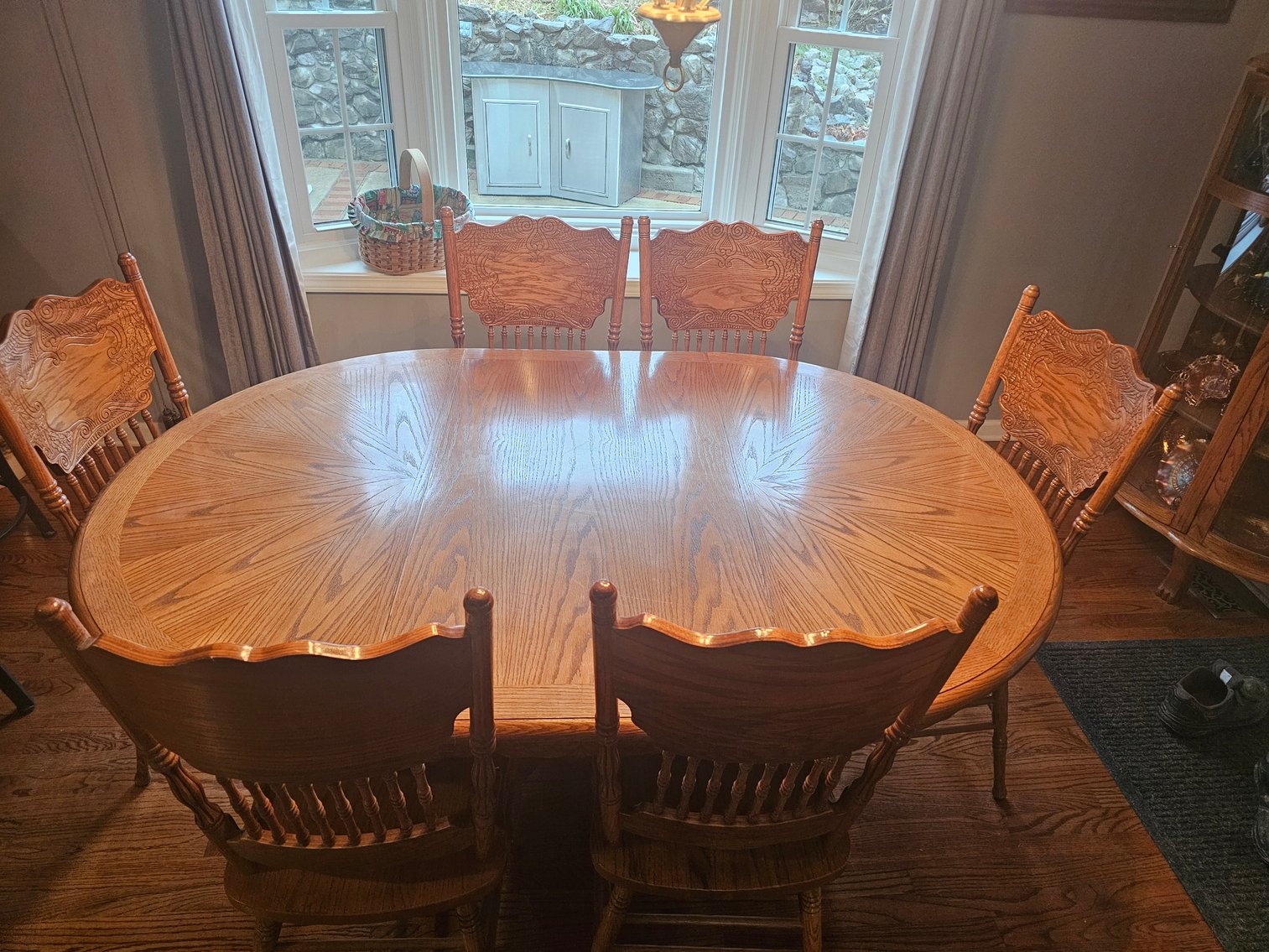 Image for Wurtland, KY - Tractor, Tools, Trailer, Furniture, Glassware, Artwork, Outdoor Furniture & More!