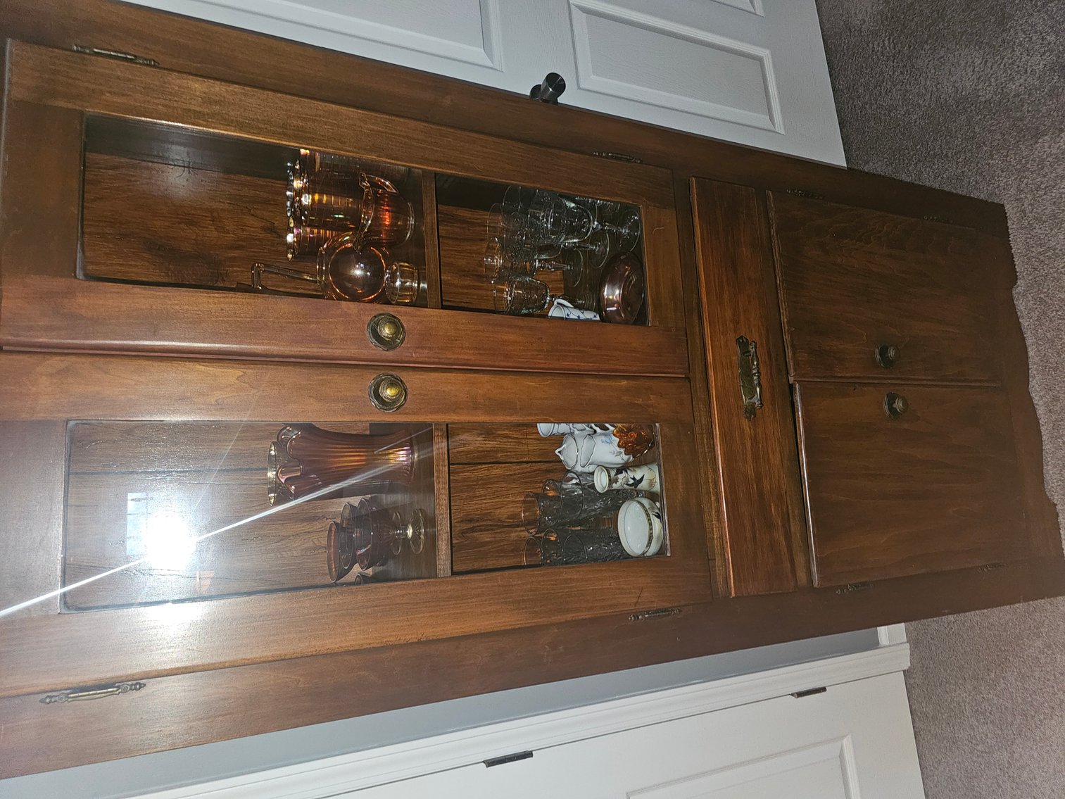 Image for Wurtland, KY - Tractor, Tools, Trailer, Furniture, Glassware, Artwork, Outdoor Furniture & More!