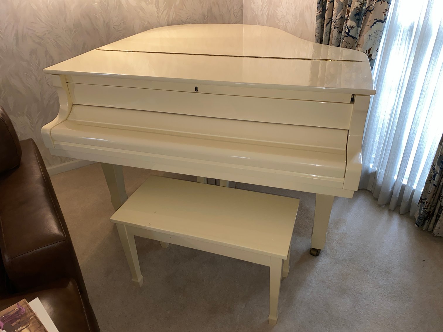 Image for Bridgeport, WV – Berardi Family Estate Auction: Snapper ZTR, Home Furnishings, Furniture, Glassware, Designer Accessories, Baby Grand Piano and Much More!