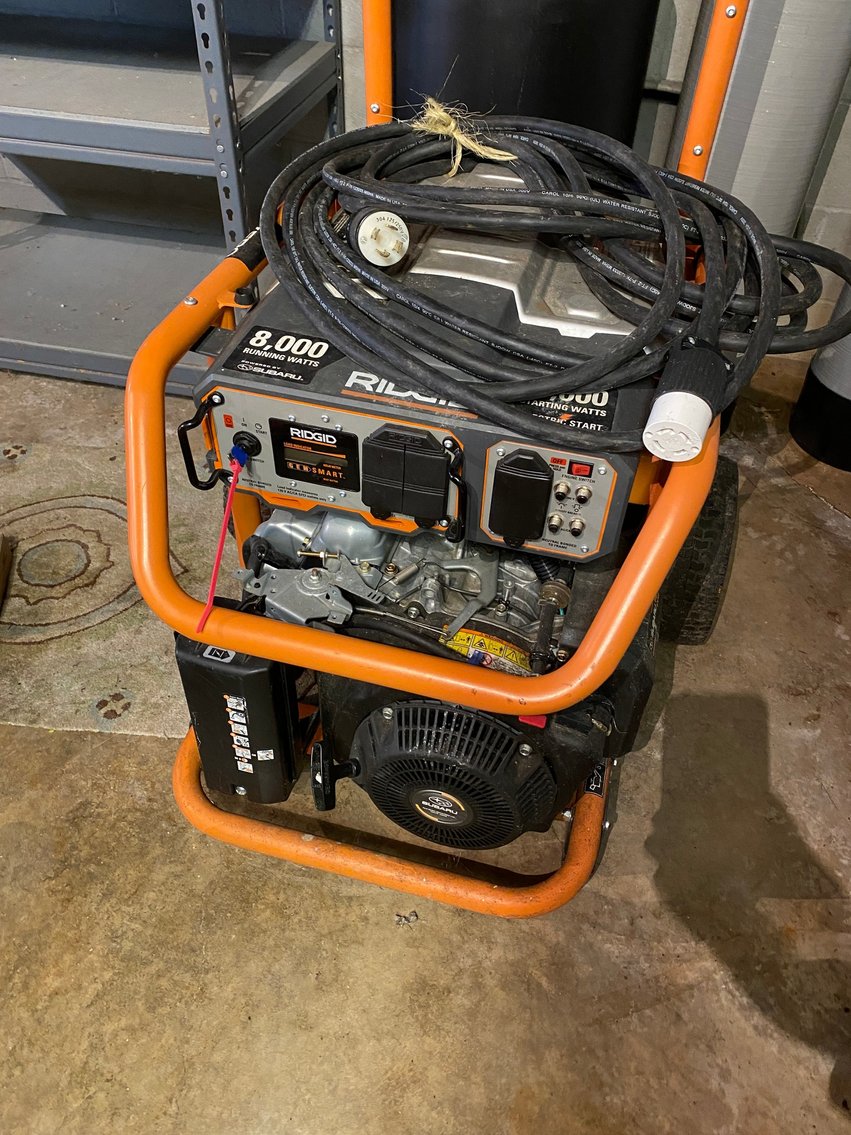 Image for Ohiopyle, PA – Large Online Estate Auction, Over 600 Lots! 2011 Lincoln MKX, 2011 Surepull Trailer, and More!