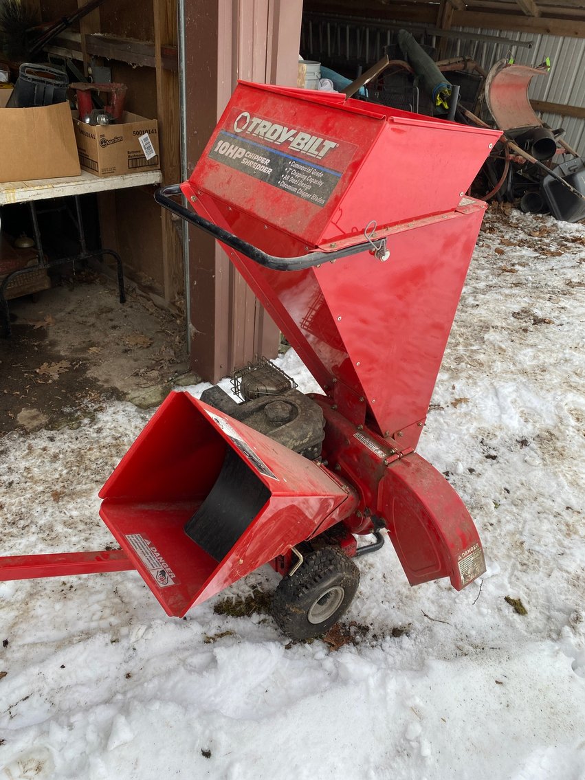 Image for Ohiopyle, PA – Large Online Estate Auction, Over 600 Lots! 2011 Lincoln MKX, 2011 Surepull Trailer, and More!