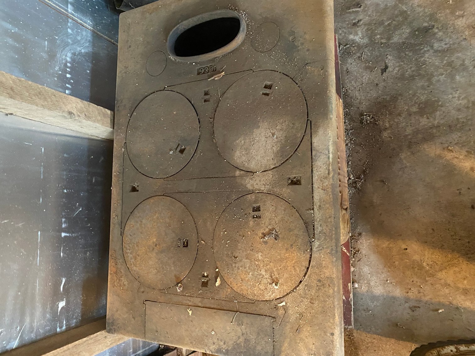 Image for Ohiopyle, PA – Large Online Estate Auction, Over 600 Lots! 2011 Lincoln MKX, 2011 Surepull Trailer, and More!