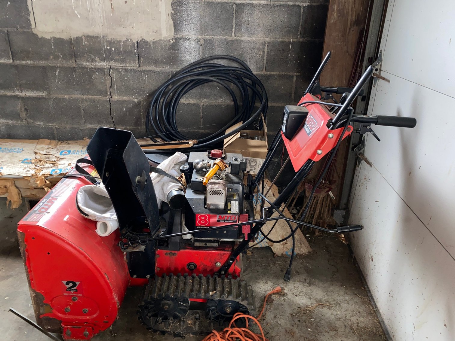 Image for Point Marion, PA – Estate of Shirley Evans: ‘11 Lincoln MKZ, JD Compact Tractor, Mowers, Antique Furniture, Glassware and More