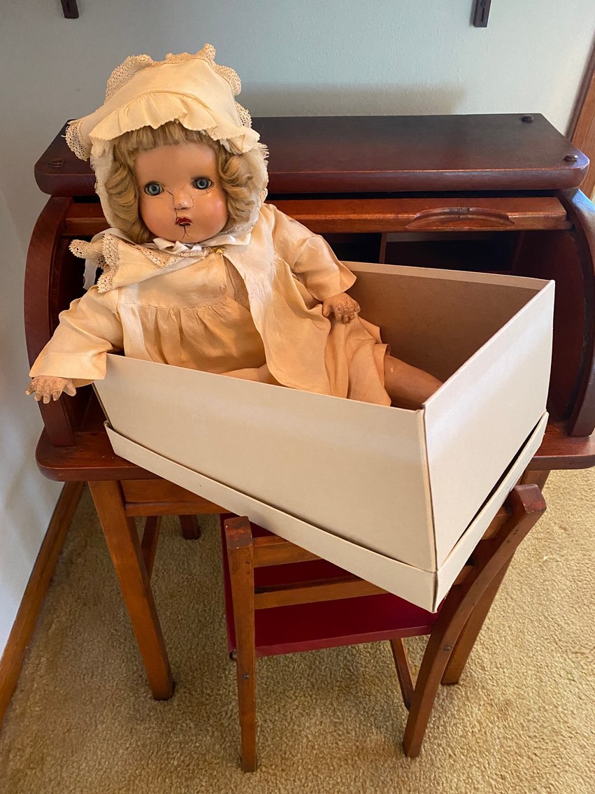 Image for Washington, PA - Online Estate Auction: Very Clean Household Appliances and Furniture, Coins, Jewelry, and More!