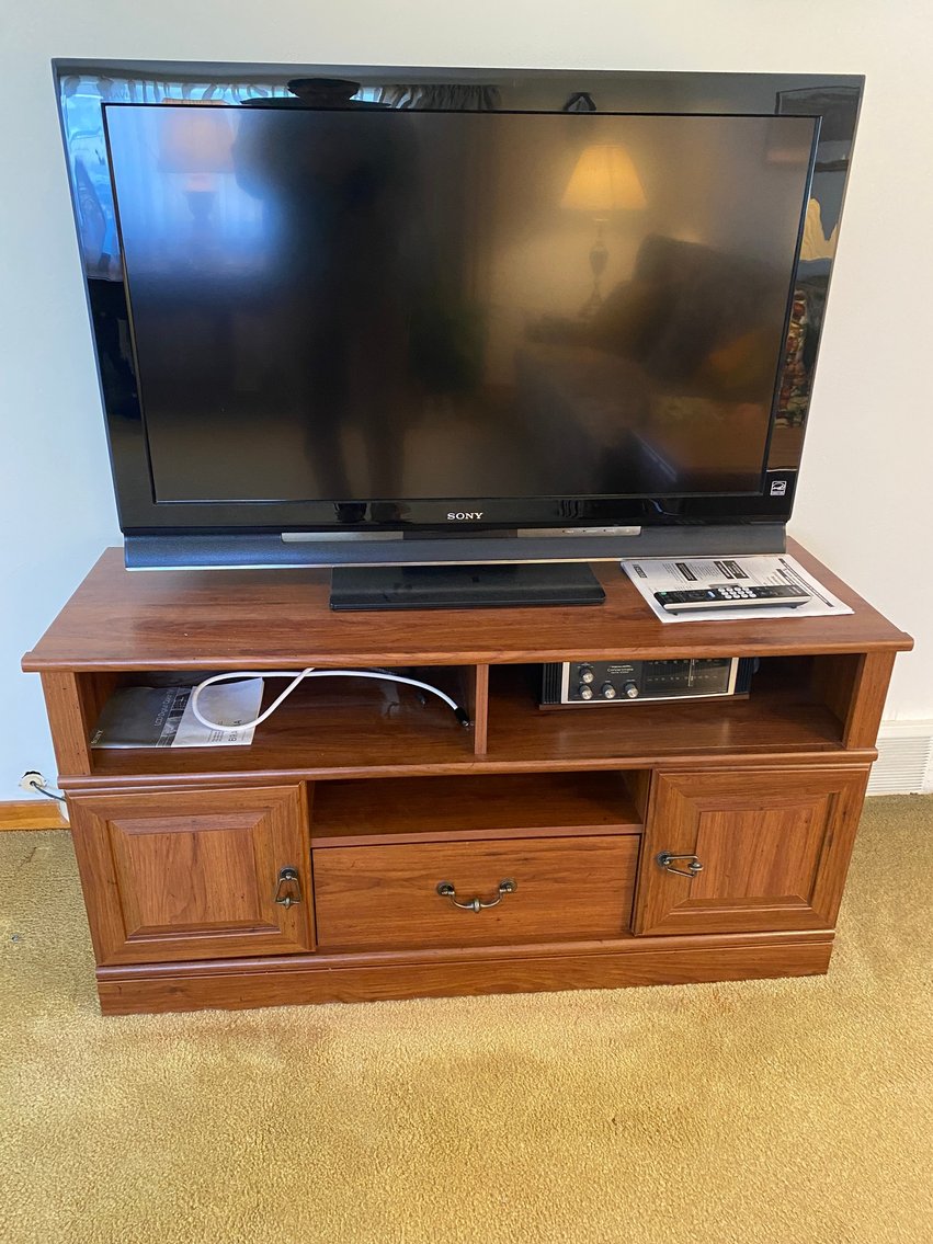 Image for Washington, PA - Online Estate Auction: Very Clean Household Appliances and Furniture, Coins, Jewelry, and More!