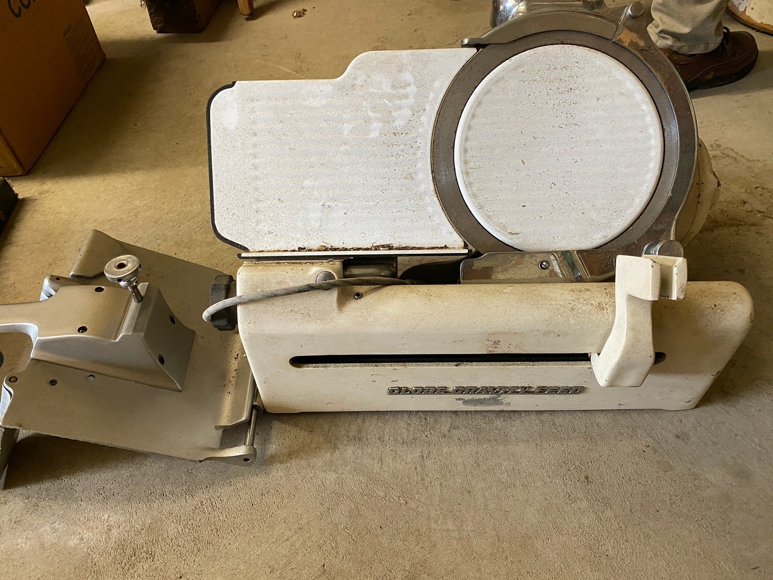 Image for Uniontown, PA – Online Moving Auction: Pedal Tractor, Lawn and Garden Equipment, Arcade Bowling Set, Home Furnishings, and More!