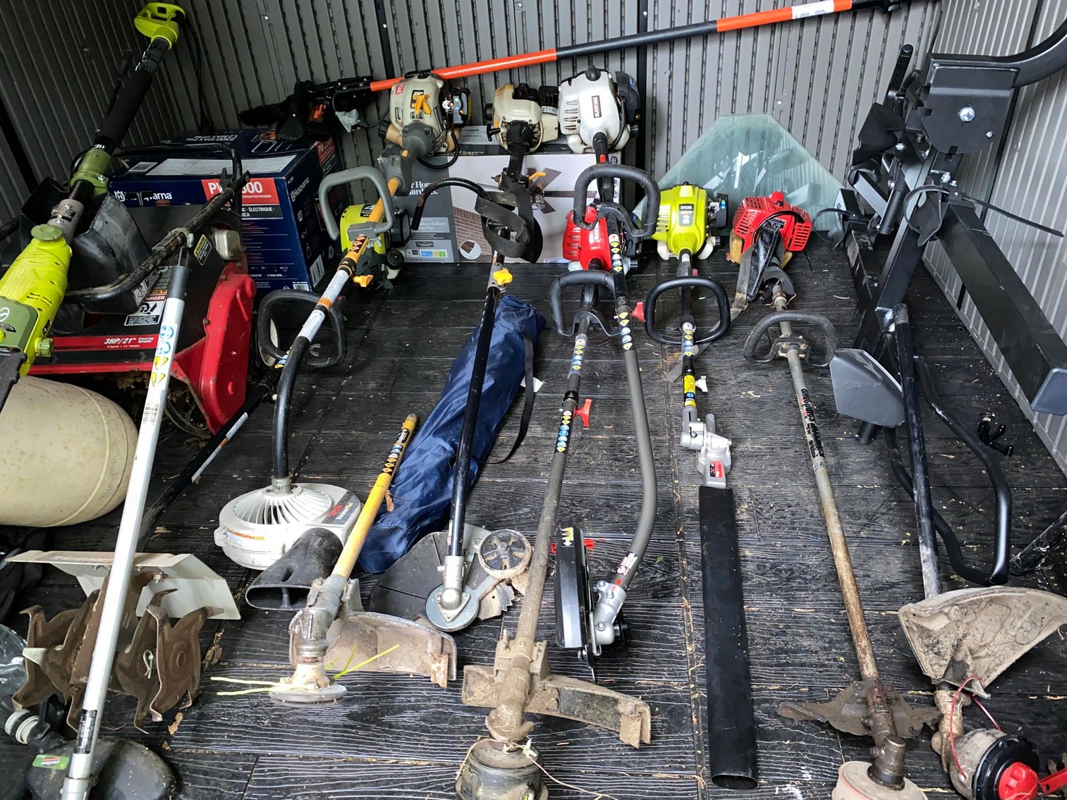 Image for North Versailles, PA – Estate of Mark Gentile: Over 400 Lots! Many Like New Tools, Clean Furniture, and Much More!