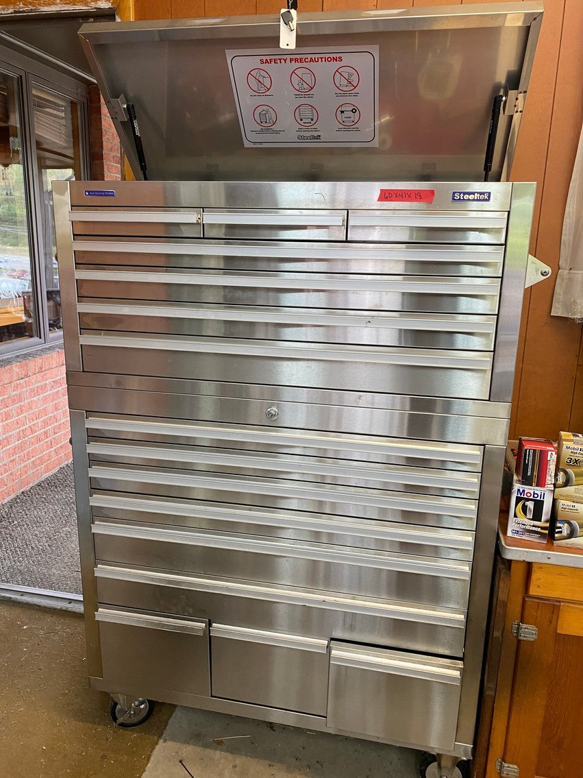 Image for Clarksburg, WV – The Estate of Ronald Robinson – Nutter Fort Pre-Owned