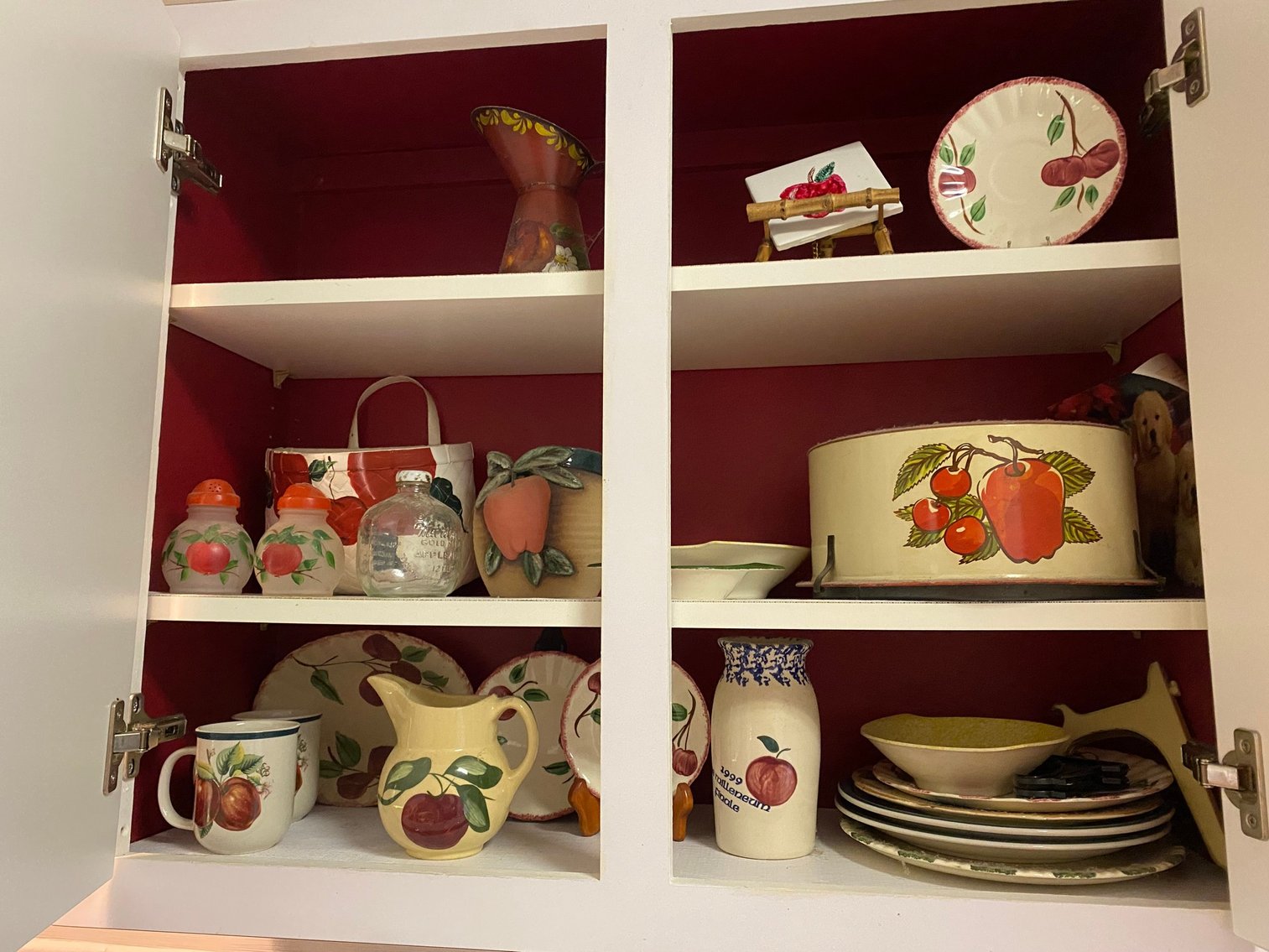 Image for Hopwood, PA – Complete Contents of the Home: Glassware, Stoneware, Local Collectibles, Oak Furniture, and Much More!
