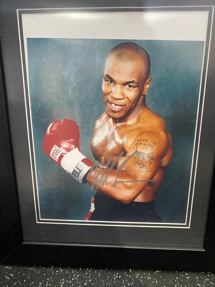 Image for Charleston, WV – High Quality In-Home Gym Equipment and Related Memorabilia