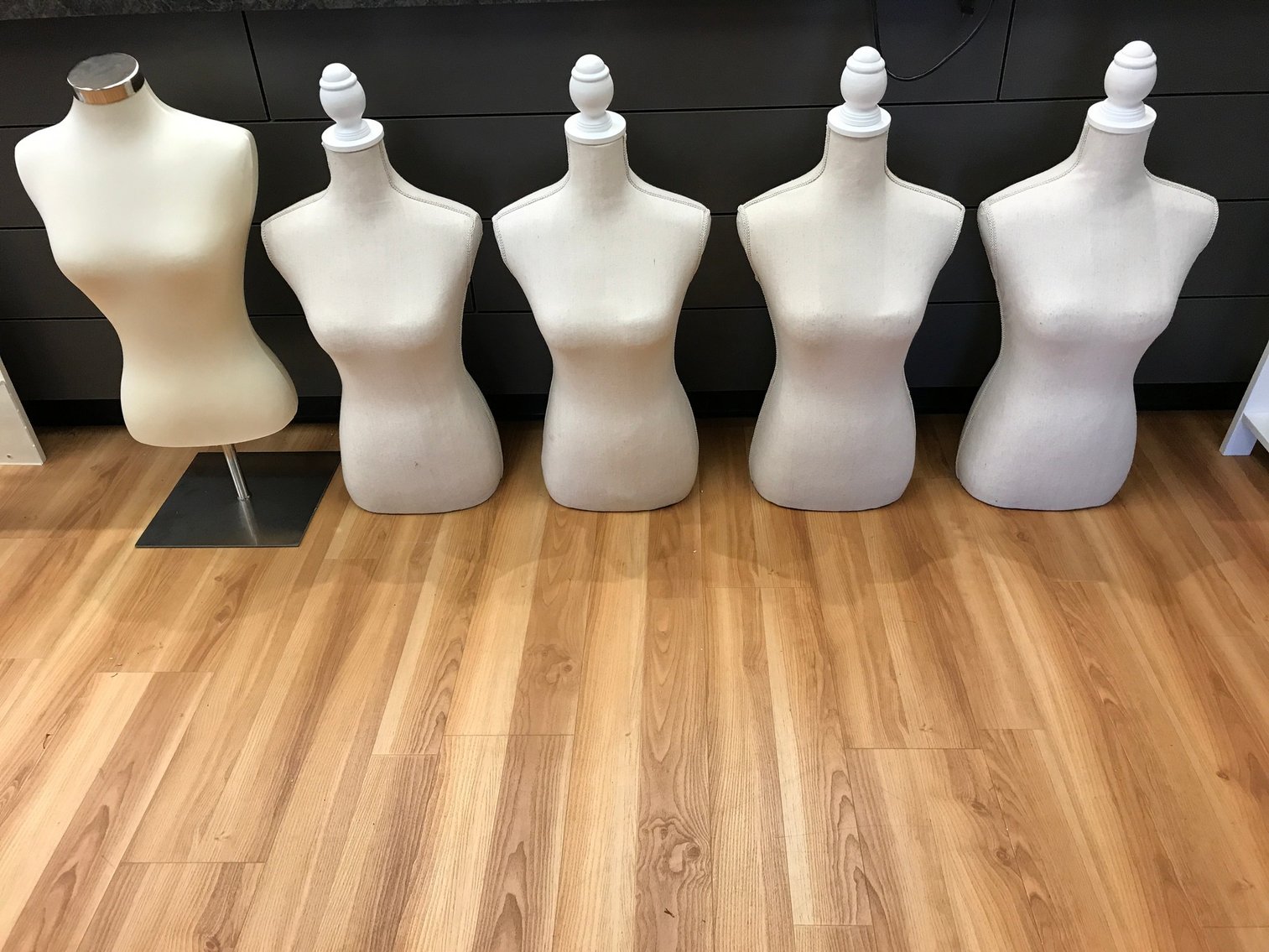 Image for Morgantown, WV – Sheila’s Home Decor and Gifts: Inventory, Fixtures, and Displays!