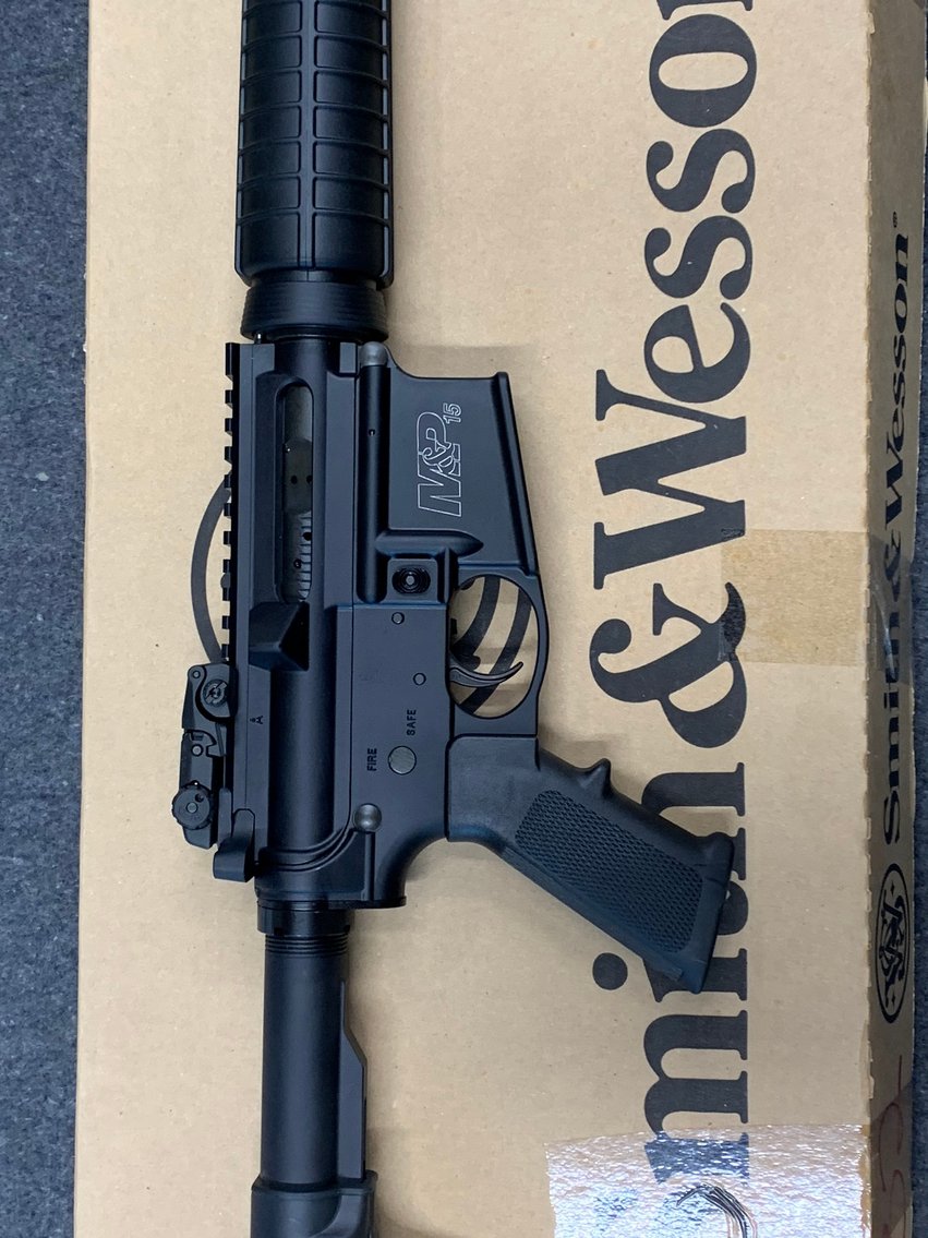 Image for St Marys, WV – Roy’s Gun Shop: Going Out of Business Auction! Guns, Ammo, Knives, Scopes, Etc.