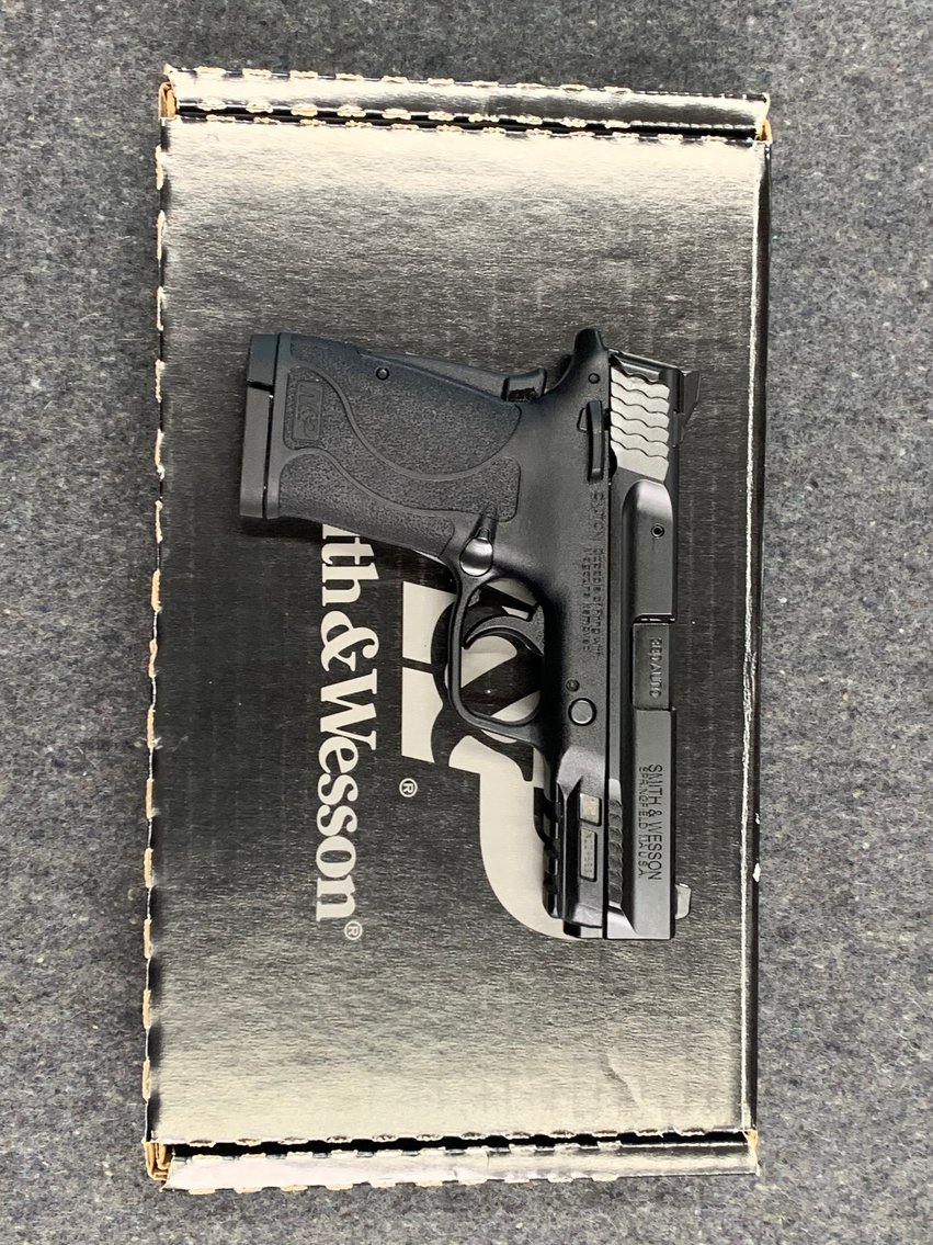 Image for St Marys, WV – Roy’s Gun Shop: Going Out of Business Auction! Guns, Ammo, Knives, Scopes, Etc.