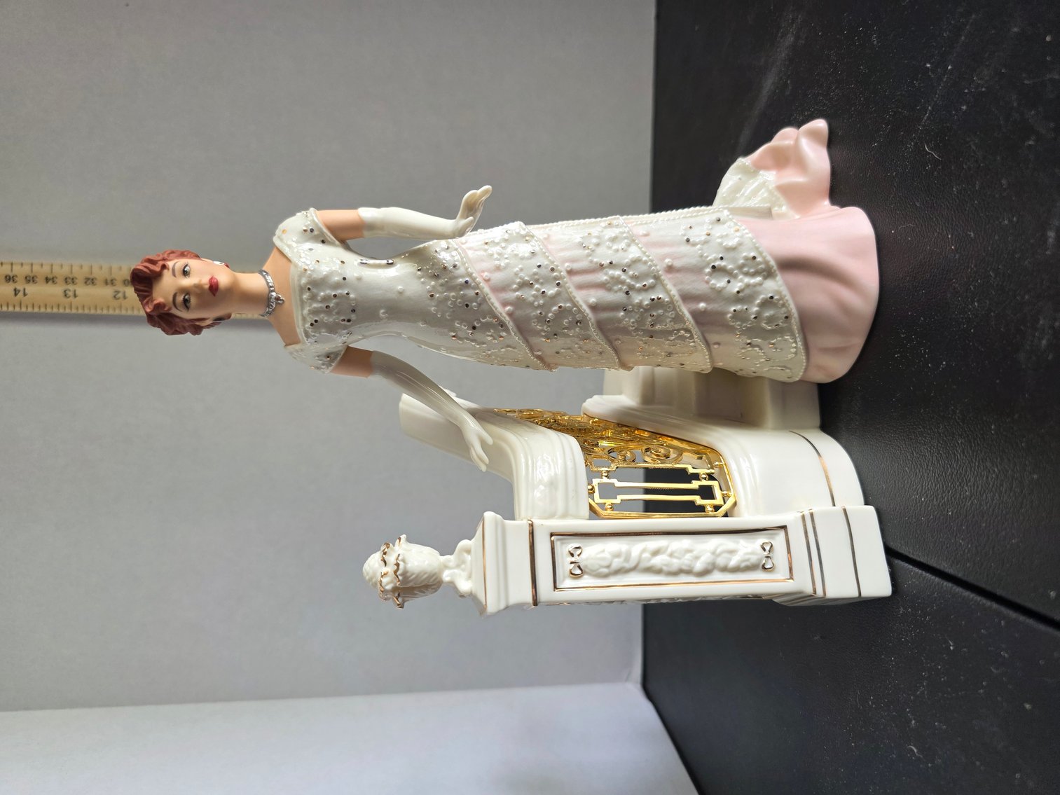 Image for Oak Hill, WV – Willard Lee Ball Estate: Online Only Auction 1st in a series of Fine Glassware and Collectibles