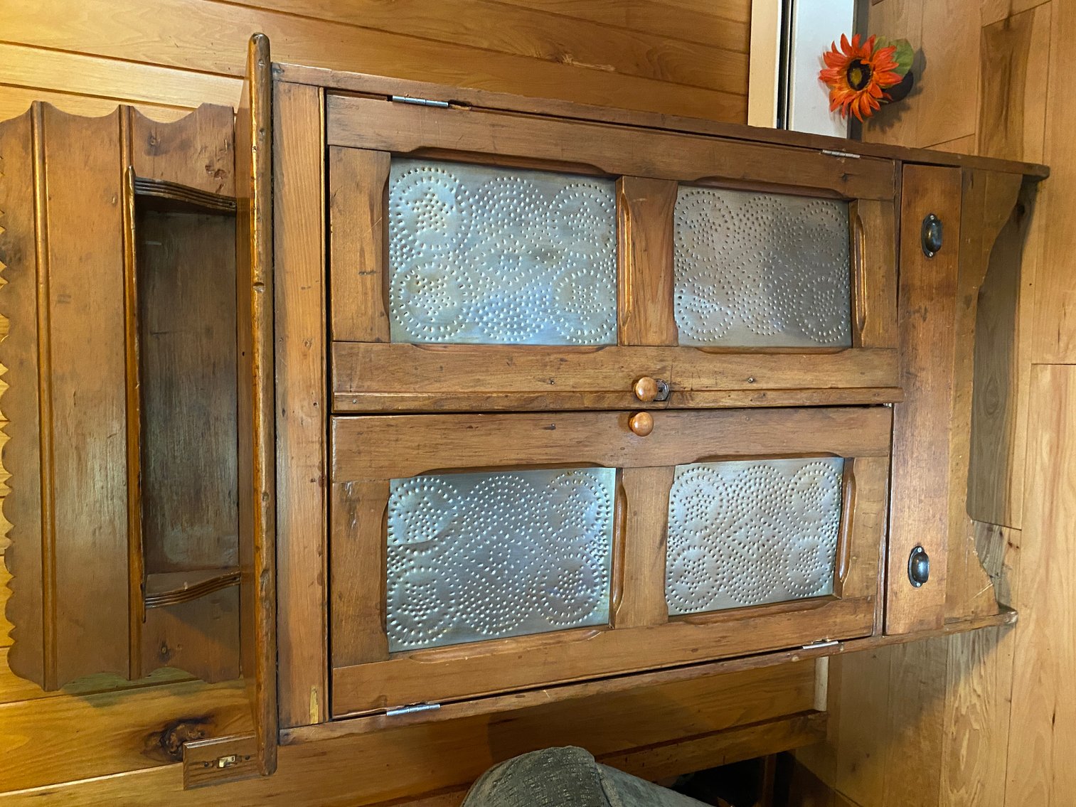 Image for Lumberport, WV - John Deere Lawn Tractor, Beautiful Antiques, Handmade Quilts & Much More!