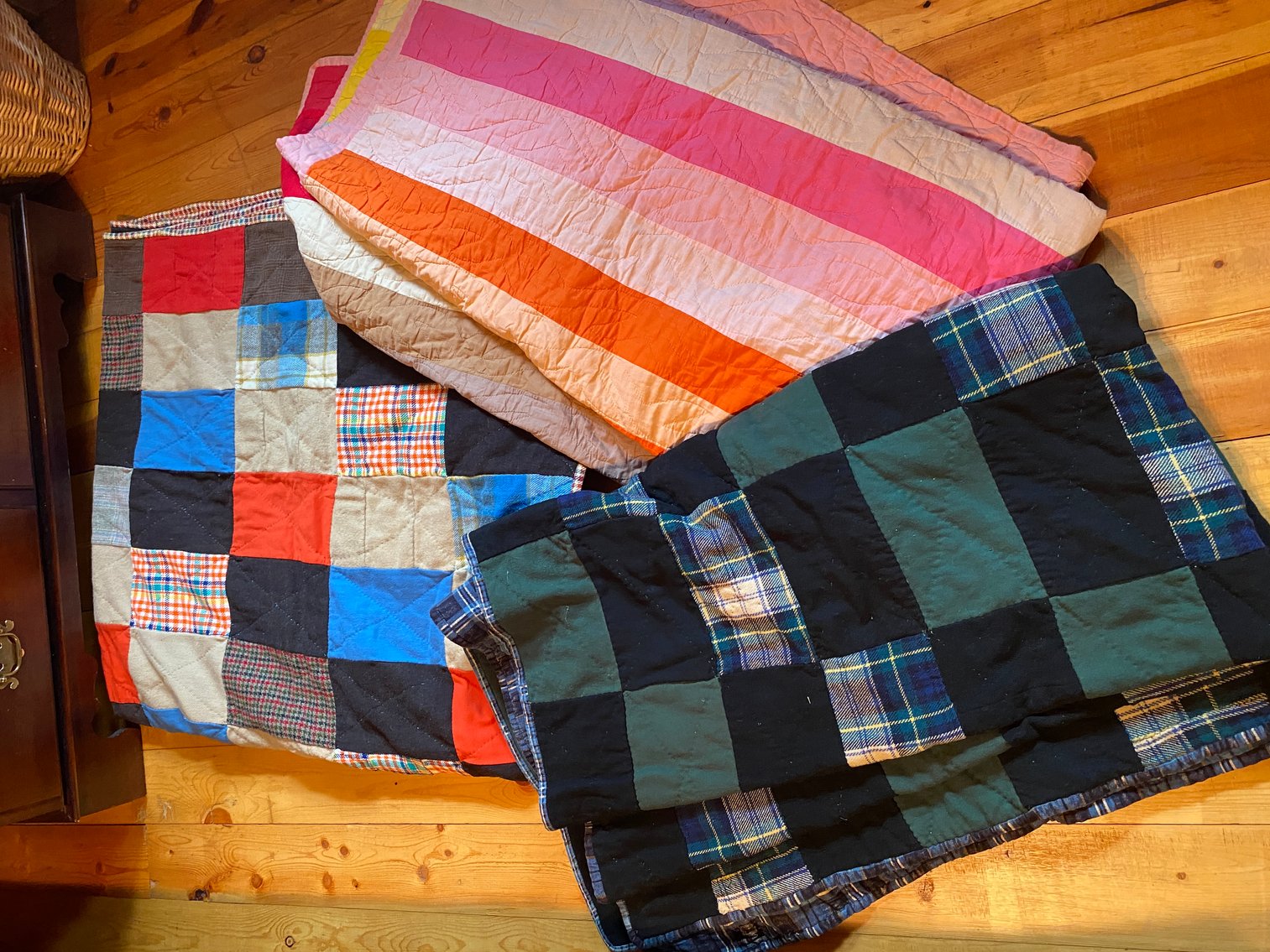 Image for Lumberport, WV - John Deere Lawn Tractor, Beautiful Antiques, Handmade Quilts & Much More!