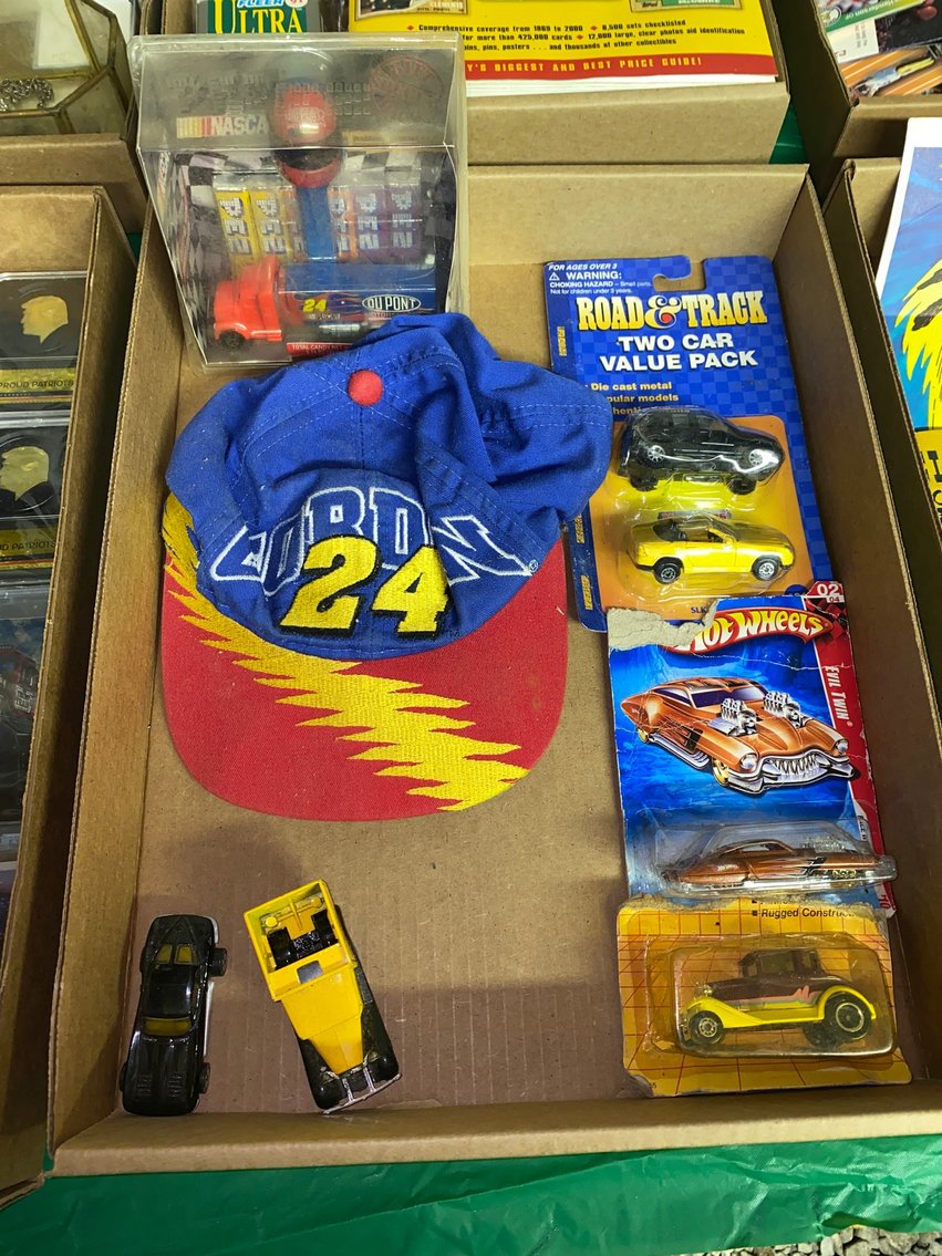 Image for Jane Lew, WV – Over 200 Lots! Featuring Tools, Household Items, Antiques, and More!