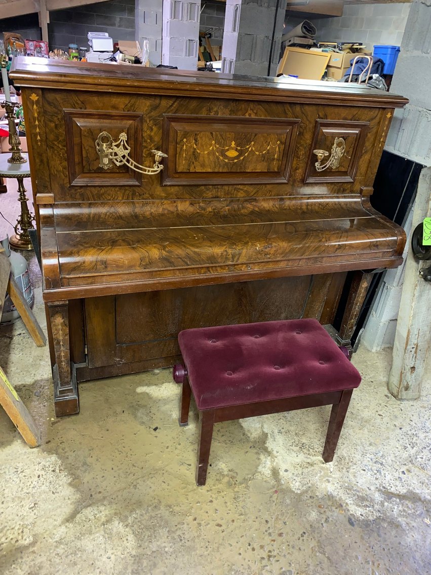 Image for Jane Lew, WV – Over 200 Lots! Featuring Tools, Household Items, Antiques, and More!