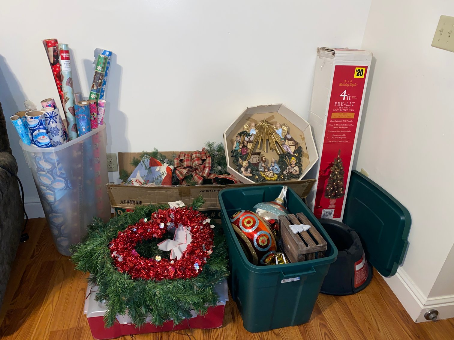 Image for Shinnston, WV – Online Estate Sale: 2021 Chevrolet Equinox, Large Selection of Fiesta ware, Kitchen Items and Appliances, Christmas Decorations, Boyd’s Bears, Toys, Three Stooges Collection, Quality Women’s Clothing and Much More!