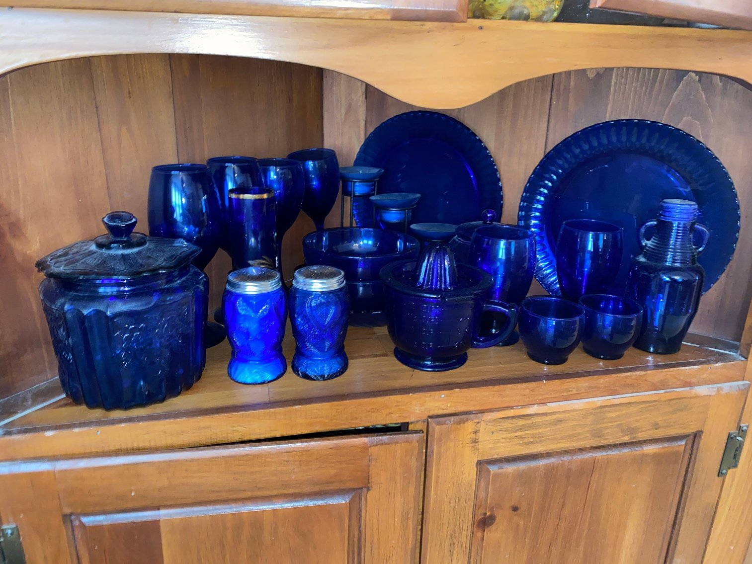 Image for Weston, WV – Estate of Barbara J. Davis: Toyota Prius, Coins, Antiques, Pokemon Cards, Household Items, Tools & Shop Items