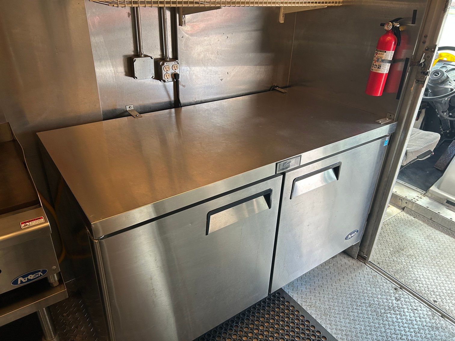 Image for Shinnston, WV - LOW MILES Freightliner MT 45 All-Purpose Food Truck