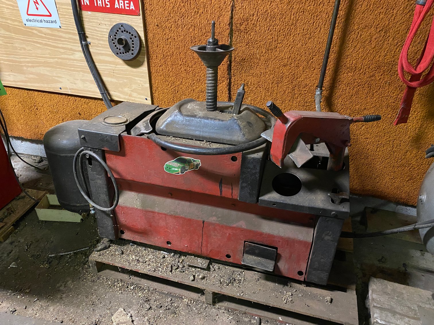 Image for Connellsville, PA – Partial Estate of Theodore Hay and Liquidation of Butch’s Hub Caps Second of Several Sales!