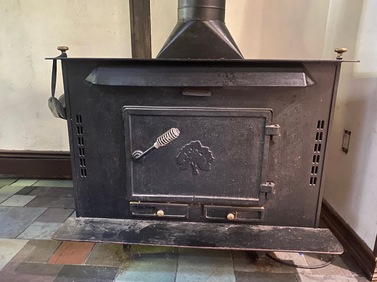 Image for Philippi, WV -- Moving Auction: Contents of Homestead & Professional Dog Kennel on 27 Acres!