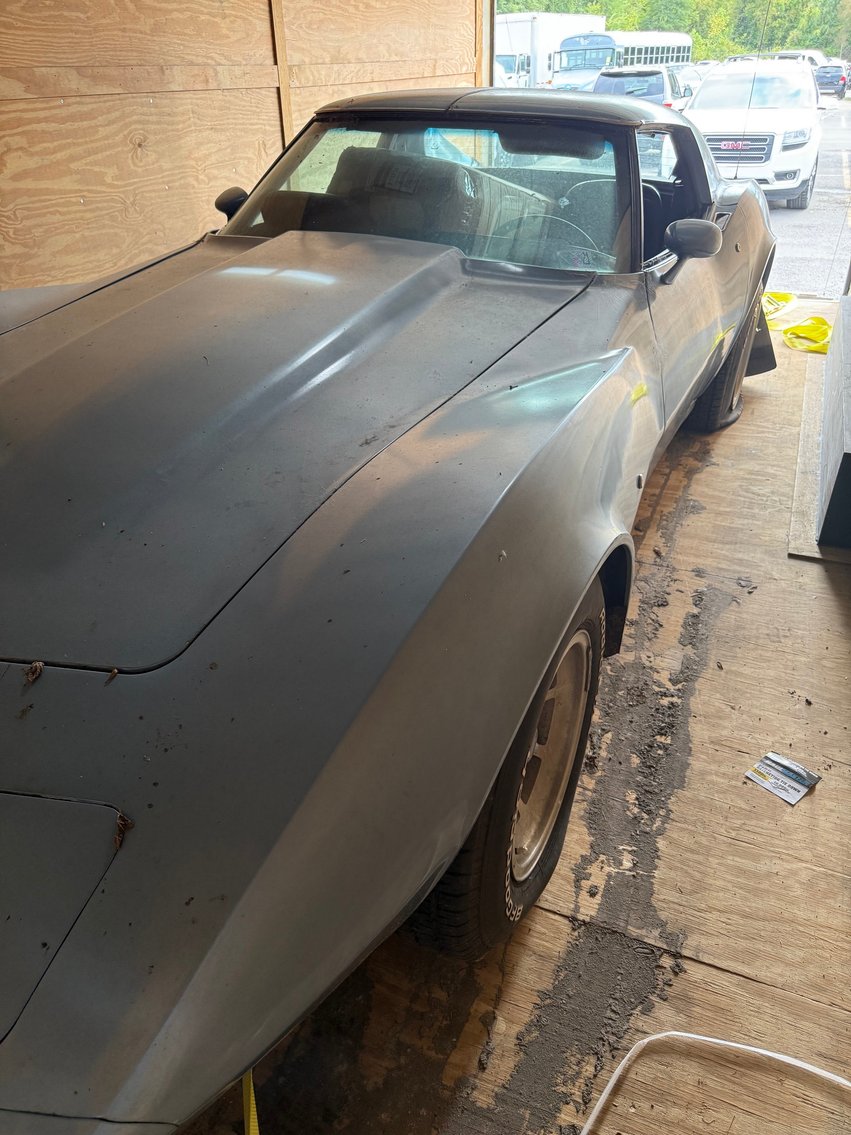 Image for St. Albans, WV - Vehicles, Tools, Trailer and MORE