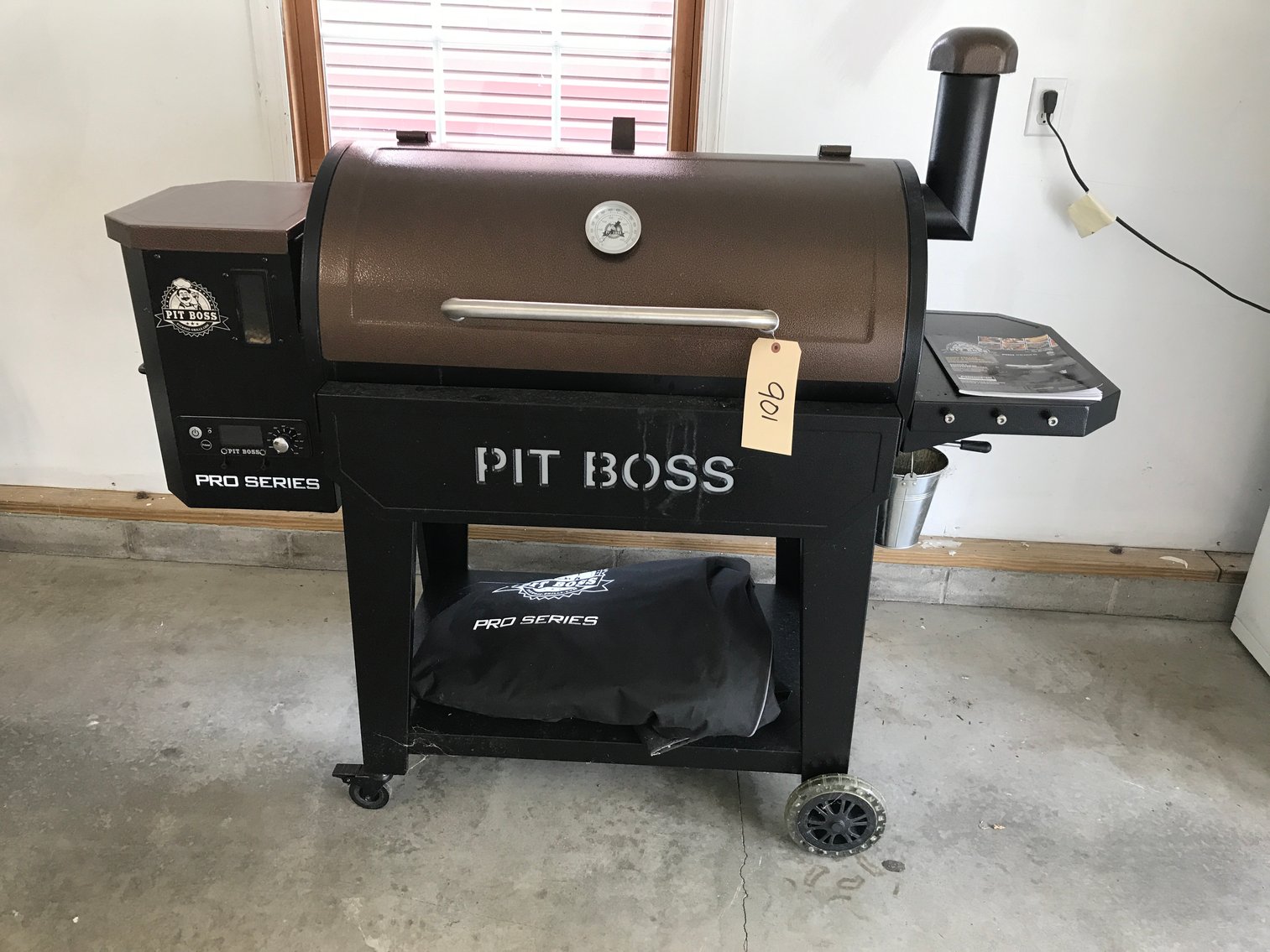 Image for Morgantown, WV - MOVING AUCTION - QUALITY FURNITURE, GYM EQUIPMENT, HOUSEHOLD GOODS, LAWN & GARDEN, AND MORE!