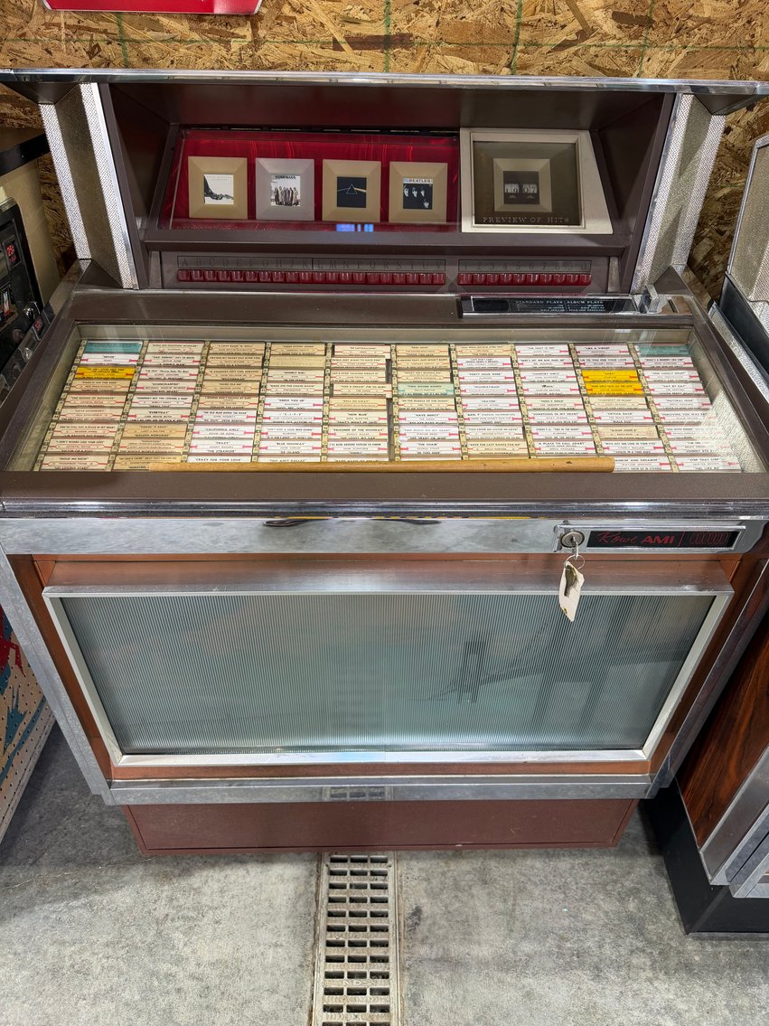 Image for Scott Depot, WV – Clocks, Cast Iron, Juke Boxes, Records, Slot Machines and Much More!