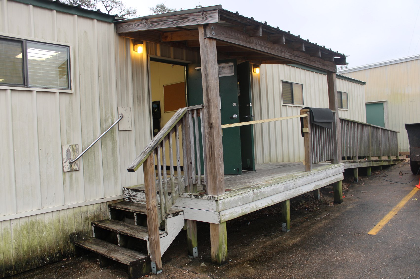 Image for Brazosport Independent School District (Portable Building) - Clute, TX 77531