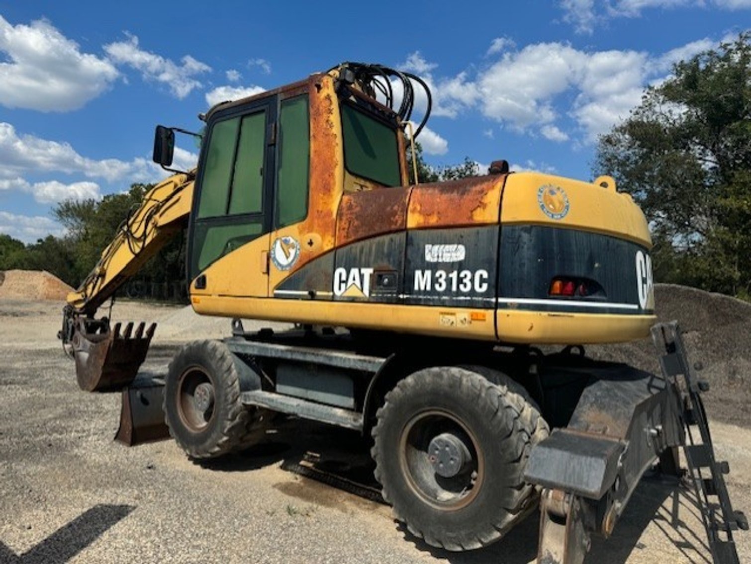 Image for City of Edna (Excavator, Fuel Tanks, and Surplus) - Edna, TX 77957