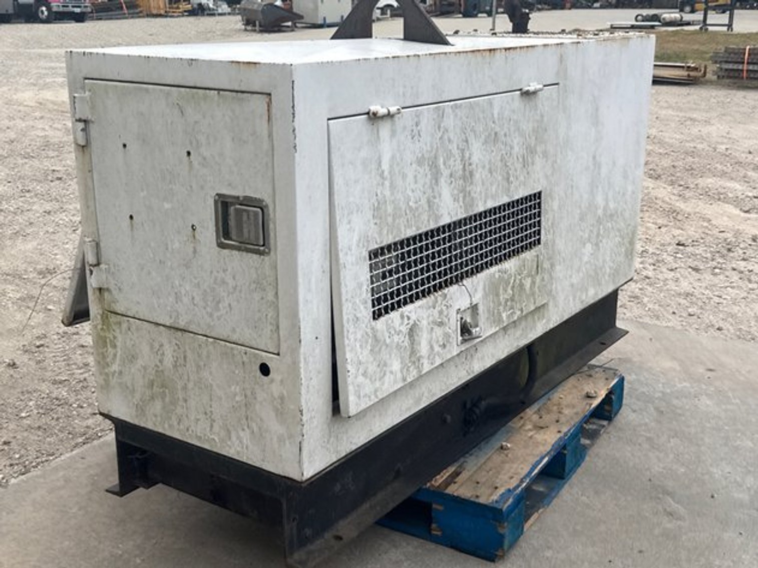 Image for Industrial Generators, Military Water Purification Unit, Pallet Racking Crossbeams, and More - Tomball, TX 77377