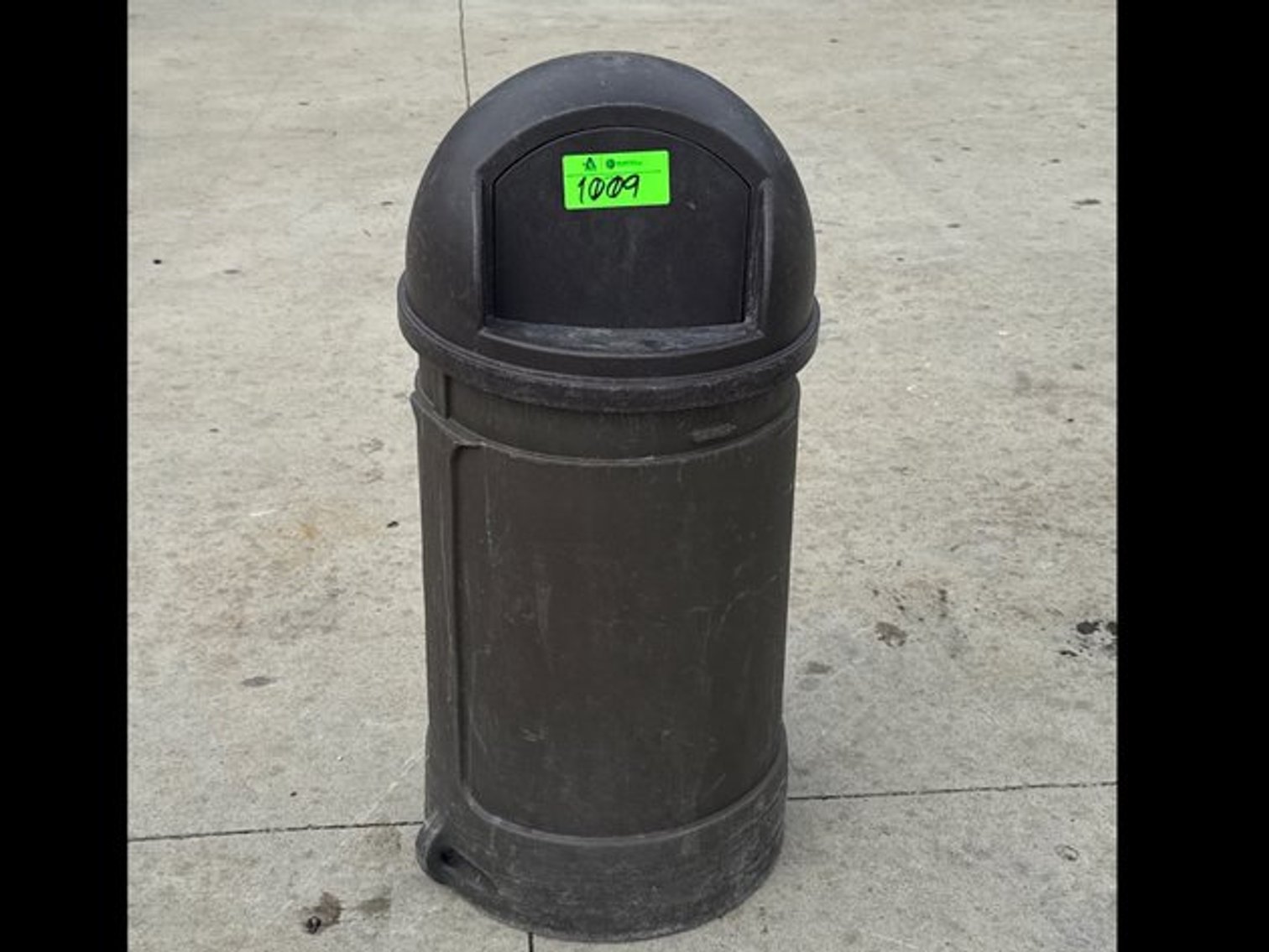 Image for Wire Mesh Cart, Metal Rolling Racks, & Trash Cans - Tomball, TX 77377