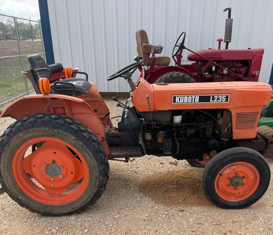 Image for Yoakum Independent School District (Tractor and Mowers) - Yoakum, TX 77995